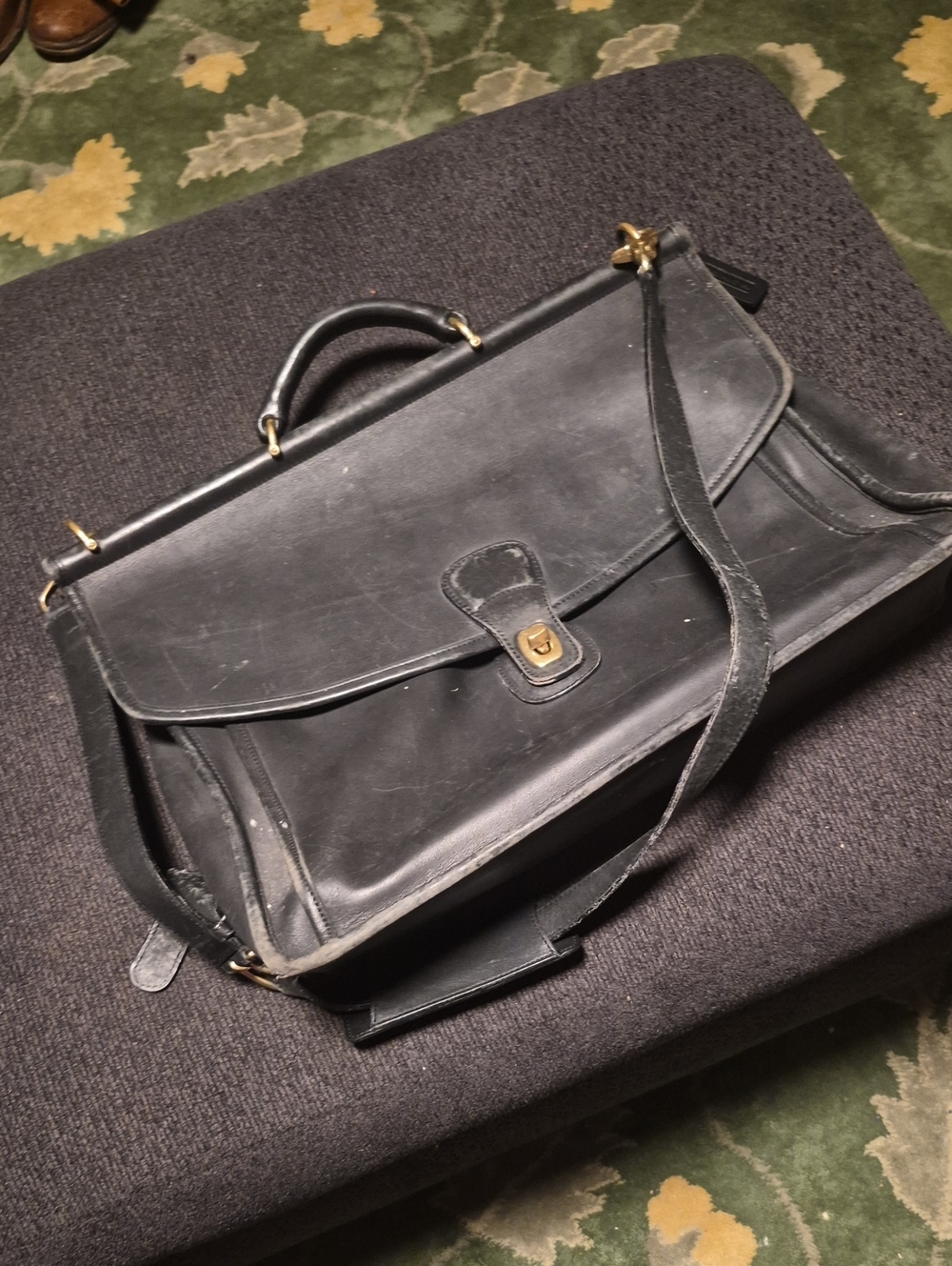 Coach Black Leather Men's Briefcase with Shoulder Strap